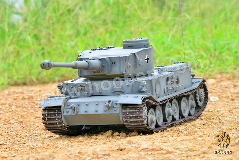 ドイツポルシェ虎大形戦車完成品 6604F&#
